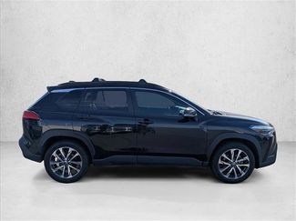 Used 2022 Toyota Corolla Cross XLE AWD/4WD video 4