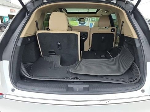 Used 2023 Acura MDX SH-AWD image 13