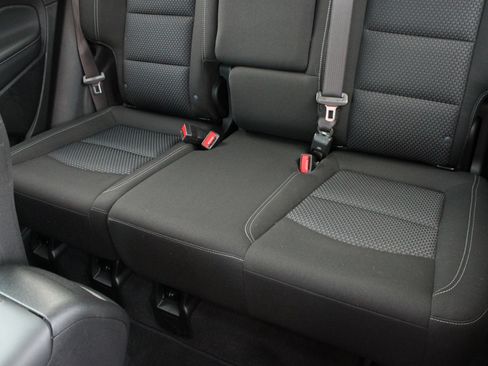 Used 2023 GMC Terrain SLE w/ Driver Convenience Package AWD/4WD image 17