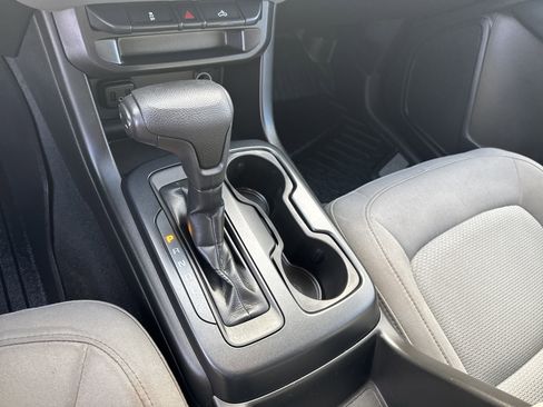 Used 2021 Chevrolet Colorado W/T w/ WT Convenience Package image 26