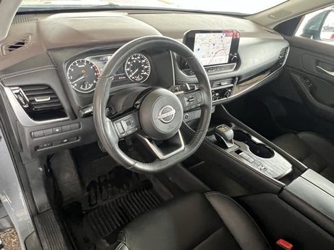 Used 2023 Nissan Rogue SL w/ SL Premium Package image 10