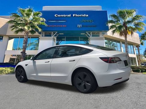 Used 2023 Tesla Model 3 Standard Range RWD image 7