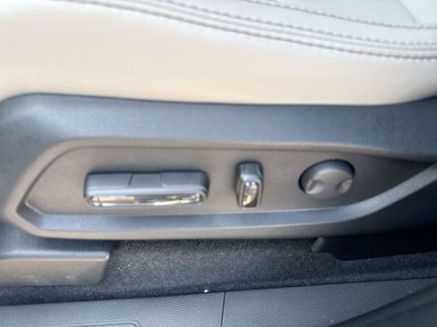 New 2026 Honda Pilot Touring image 14