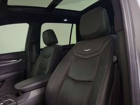 Used 2024 Cadillac XT6 Sport w/ Technology Package AWD/4WD image 21
