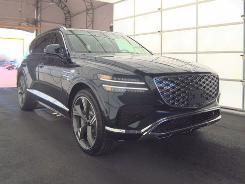 Used 2026 Genesis GV80 2.5T Prestige image 4