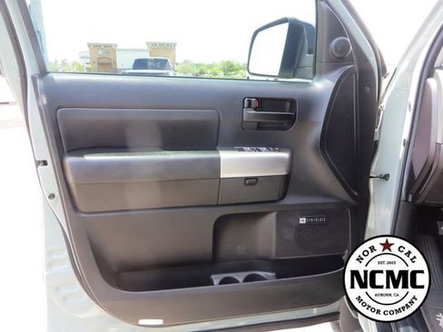 Used 2021 Toyota Sequoia TRD Pro AWD/4WD image 16