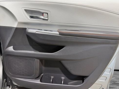 Used 2021 Toyota Sienna XLE image 13