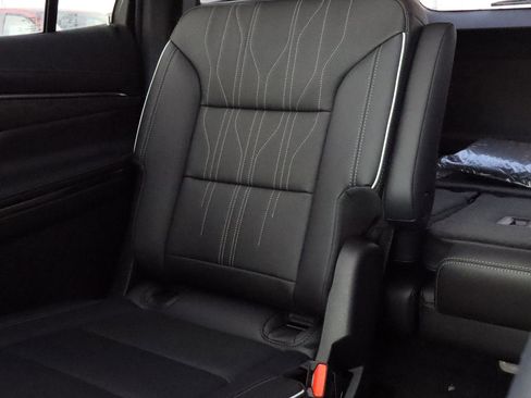 New 2026 Buick Enclave Avenir w/ Super Cruise Package image 13