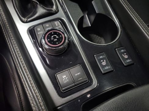 Used 2023 Nissan Maxima SL FWD image 17