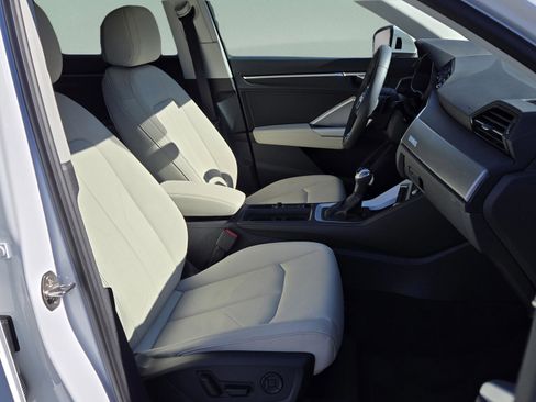 Used 2025 Audi Q3 2.0T Premium Plus w/ Premium Plus Package image 20