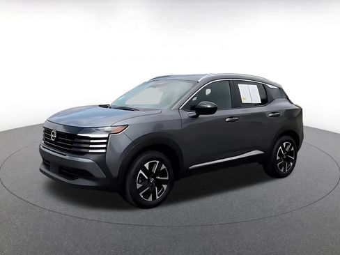 Used 2026 Nissan Kicks SV w/ Cold Weather Package AWD/4WD image 11