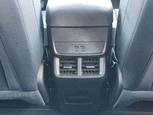 Used 2025 Chevrolet Equinox LT w/ Convenience Package II FWD image 29