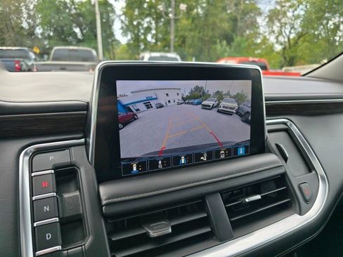 Used 2021 Chevrolet Suburban High Country image 37