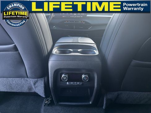 Used 2025 Buick Enclave Preferred image 30