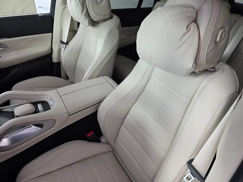 New 2026 Mercedes-Benz GLS 450 4MATIC image 8
