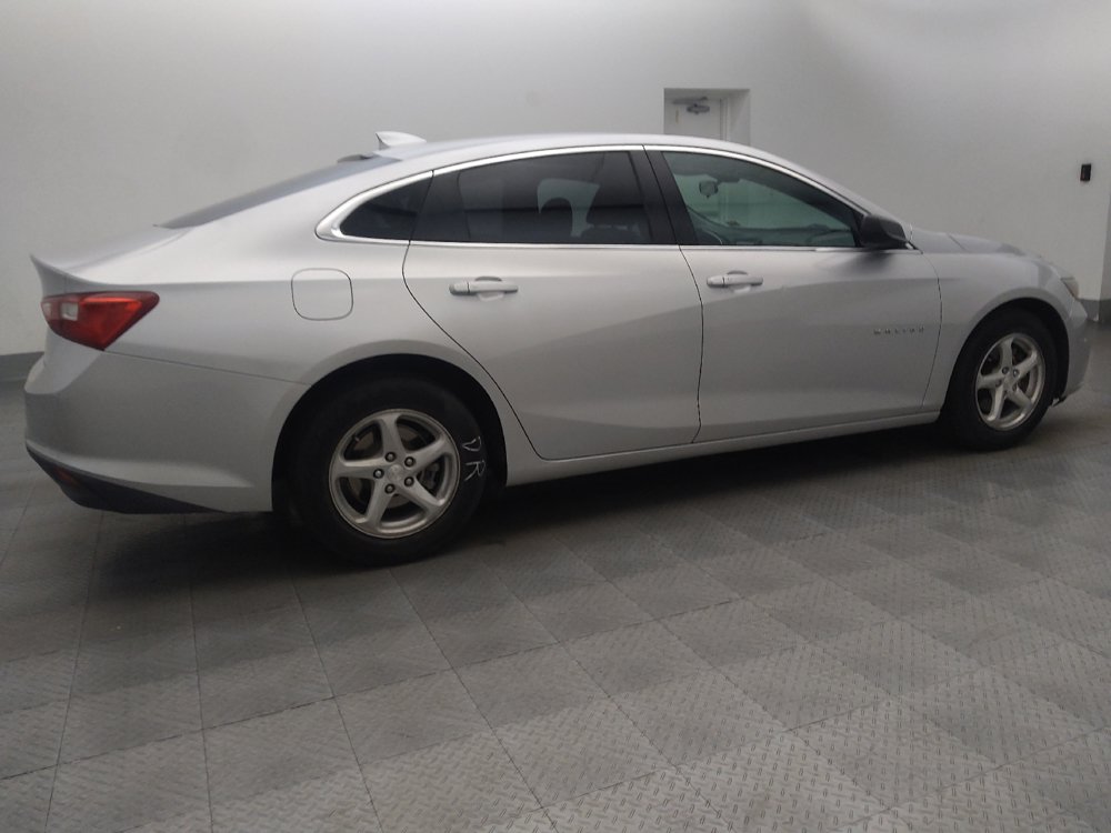 Used 2017 Chevrolet Malibu LS FWD image 10