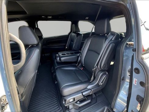 Used 2023 Honda Odyssey Sport image 22