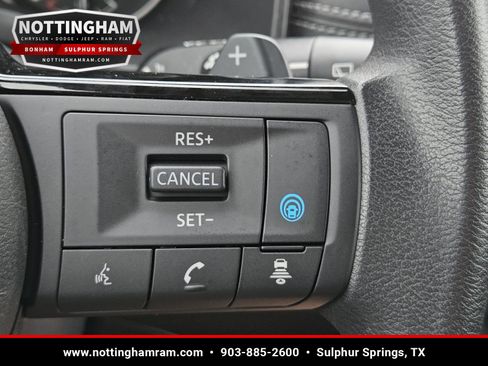 Used 2023 Nissan Rogue SV AWD/4WD image 30