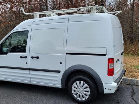 Used 2011 Ford Transit Connect XLT image 7