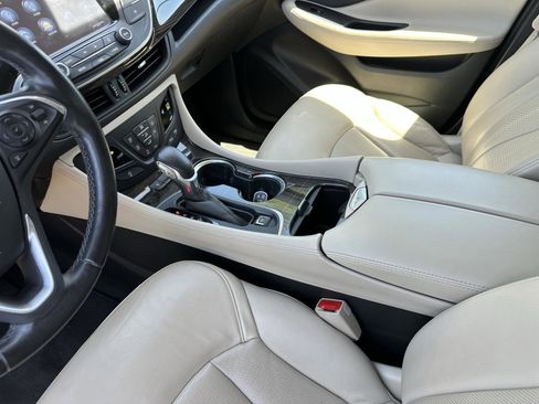 Used 2020 Buick Envision Essence w/ Experience Buick Package image 23