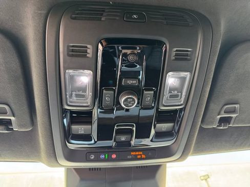 Used 2025 Cadillac Escalade Sport Platinum w/ LPO, Floor Liner Package AWD/4WD image 24