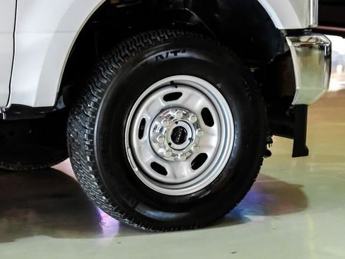 Used 2022 Ford F250 XL w/ STX Appearance Package image 47