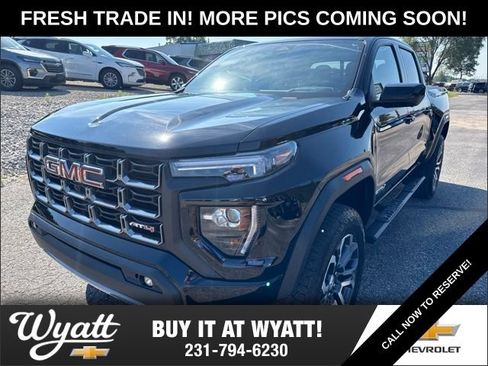 Used 2024 GMC Canyon AT4 w/ AT4 Premium Package AWD/4WD image 1