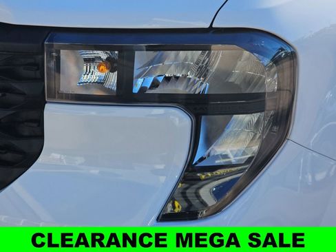 New 2025 Ford Maverick XLT image 32