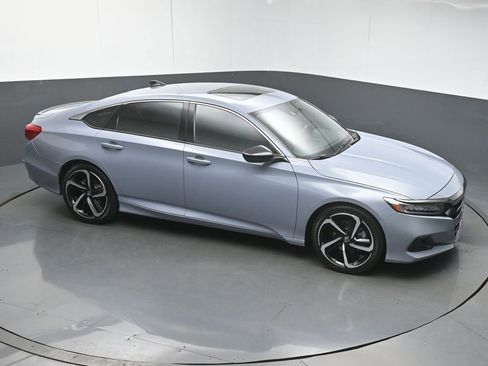 Used 2021 Honda Accord Sport image 40
