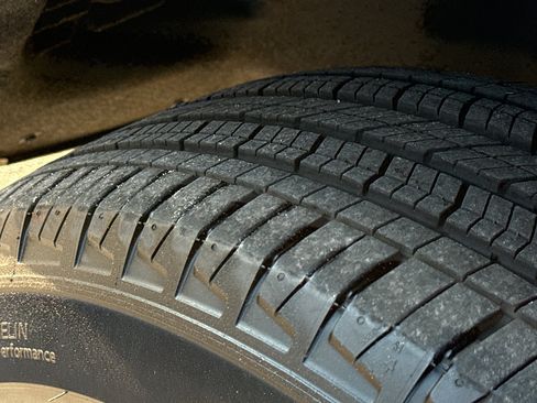 Used 2024 Jeep Grand Cherokee Laredo X w/ Luxury Tech Group I image 10