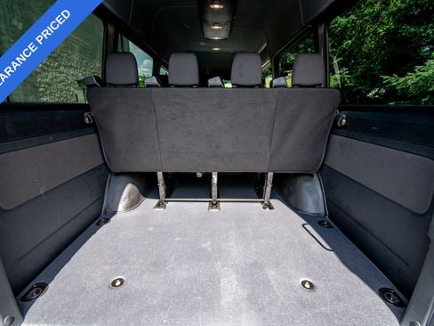 Used 2025 Mercedes-Benz Sprinter 2500 image 15