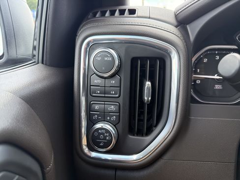 Certified 2021 GMC Sierra 1500 Denali AWD/4WD image 31