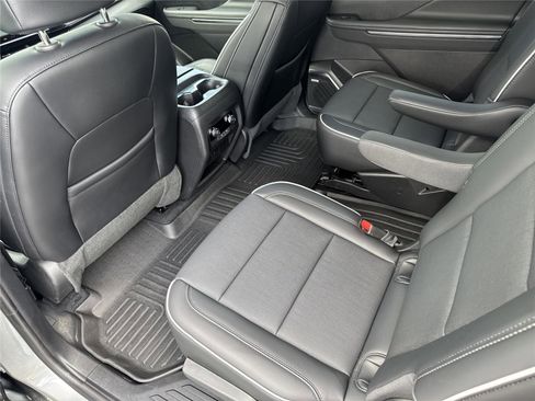 Used 2026 Buick Enclave Preferred FWD image 29