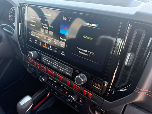 New 2026 Nissan Frontier PRO-4X w/ Pro-4x Convenience Package image 15