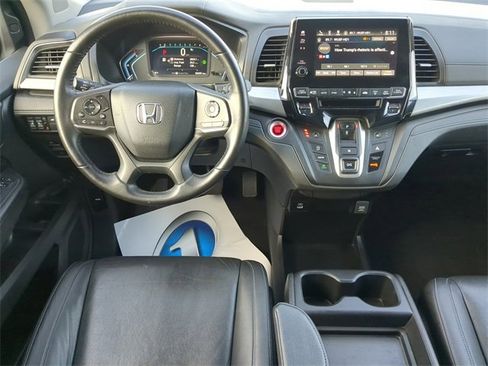 Used 2024 Honda Odyssey EX-L image 16