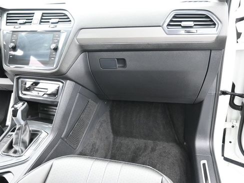 Used 2023 Volkswagen Tiguan SE R-Line FWD image 18
