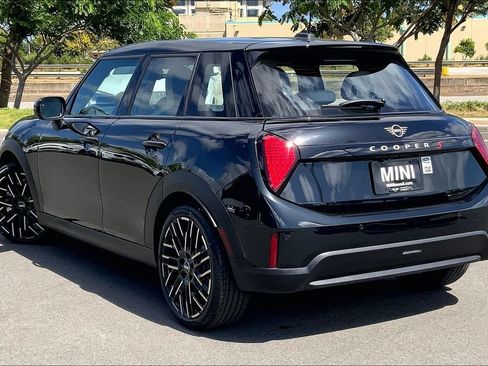 New 2026 MINI Cooper S FWD image 3