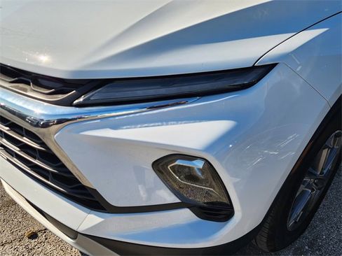 Used 2024 Chevrolet Blazer LT w/ Convenience Package image 6