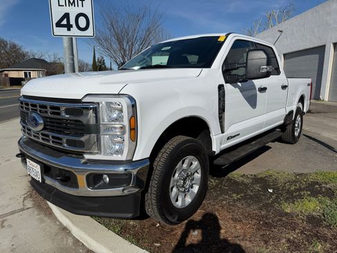 Used 2024 Ford F250 XLT image 4