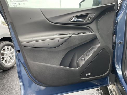 Used 2024 Chevrolet Equinox Premier image 21