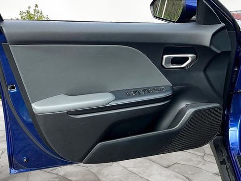 Used 2025 Kia K4 LXS image 21