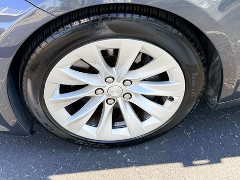 Used 2017 Tesla Model S 100D image 17