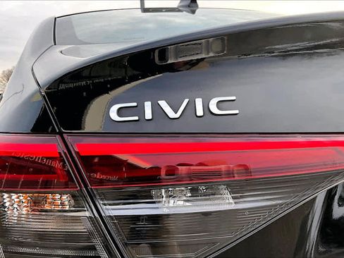 Used 2023 Honda Civic Sport image 22