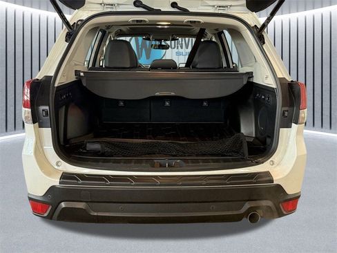 Certified 2024 Subaru Forester Limited w/ Convenience Package image 9