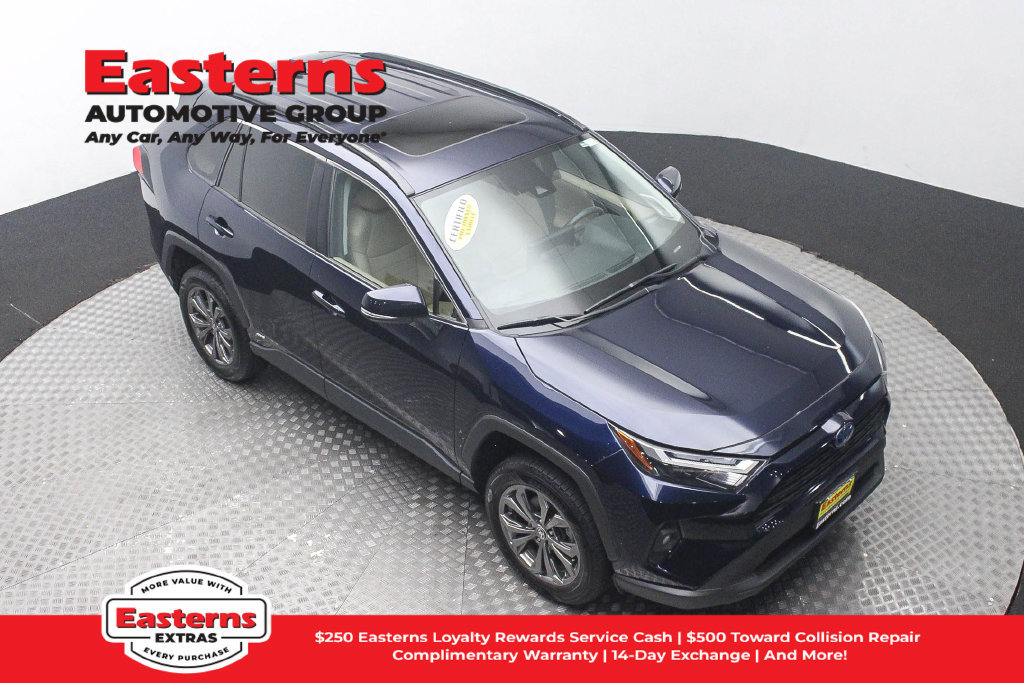 Used 2024 Toyota RAV4 XLE Premium w/ Weather Package AWD/4WD image 4