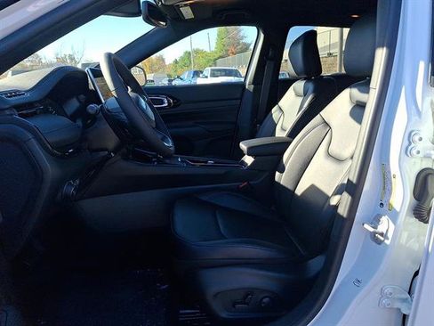 New 2026 Jeep Compass Limited image 10