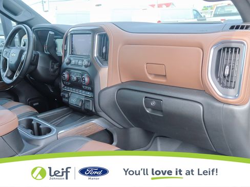 Used 2023 Chevrolet Silverado 2500 High Country w/ Safety Package II image 38