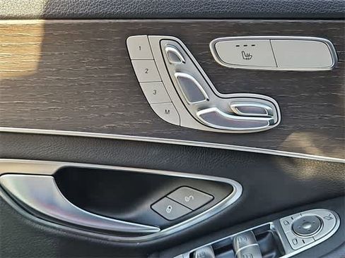 Used 2020 Mercedes-Benz C 300 Sedan image 17