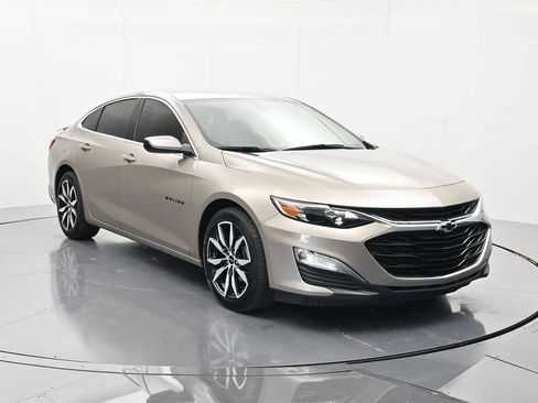 Used 2022 Chevrolet Malibu RS FWD image 3