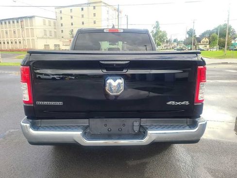 Used 2022 RAM 1500 Big Horn AWD/4WD image 9